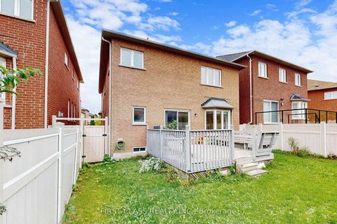 Photo 41 at 79 Carnoustie Crescent, Jefferson, Richmond Hill