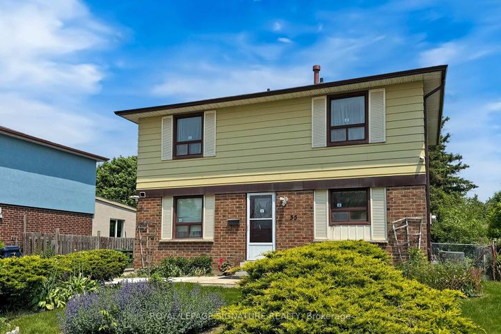 Photo 2 at 35 Crittenden Square, Malvern, Toronto