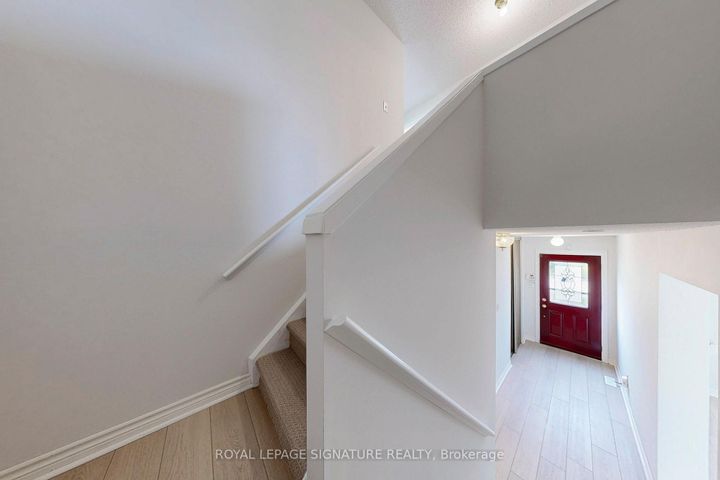 Photo 11 at 35 Crittenden Square, Malvern, Toronto