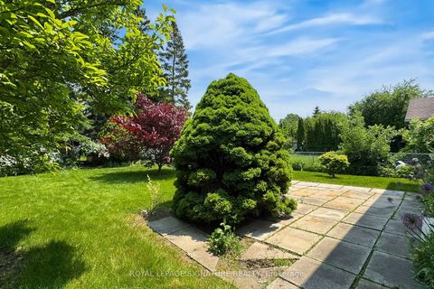 Photo 19 at 35 Crittenden Square, Malvern, Toronto