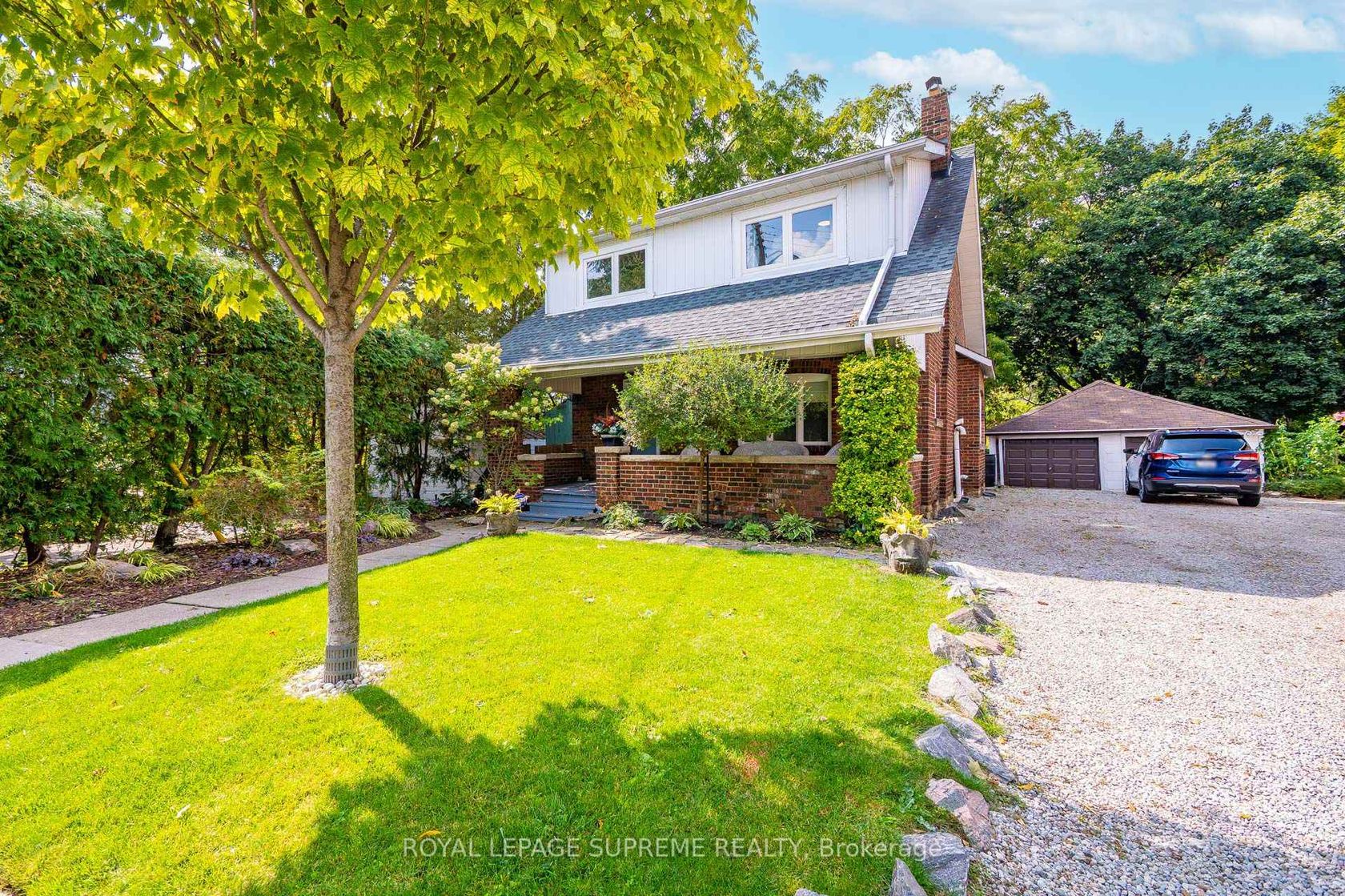 10 King Street Crescent, Weston, Toronto 