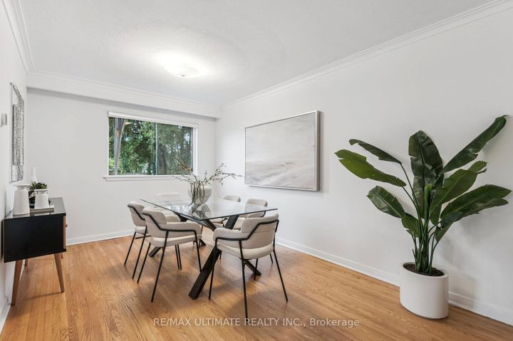 Photo 10 at 24 Highbury Road, Pelmo Park W5, Toronto