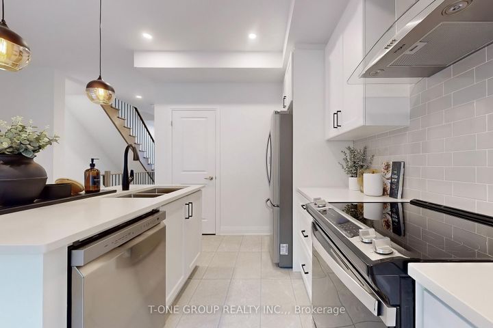 Photo 9 at 5 Eelam Lane, Wismer, Markham