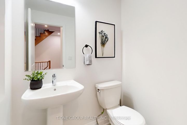 Photo 11 at 5 Eelam Lane, Wismer, Markham