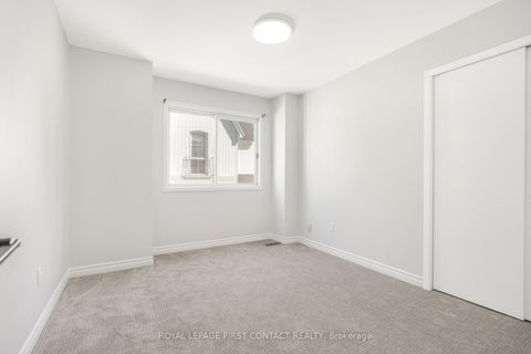 Photo 6 at 14&16 Peel Street, Codrington, Barrie