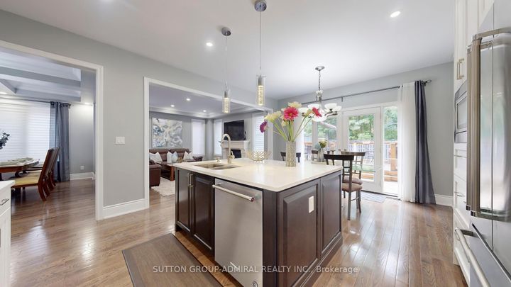 Photo 9 at 7 Fitzmaurice Drive, Patterson, Vaughan
