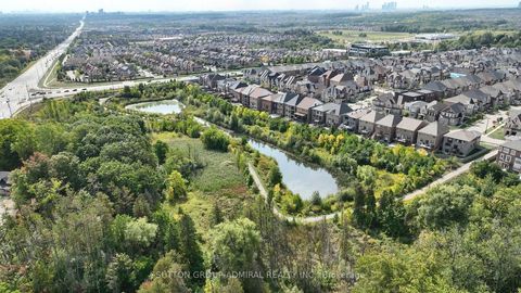 Photo 42 at 7 Fitzmaurice Drive, Patterson, Vaughan