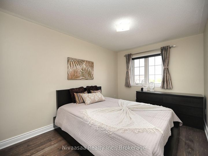 Photo 21 at 38 Amethyst Circle, Bram East, Brampton