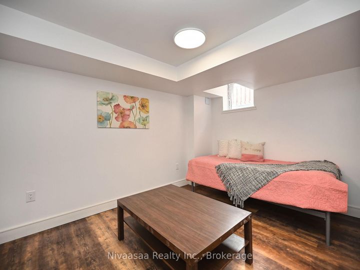 Photo 31 at 38 Amethyst Circle, Bram East, Brampton