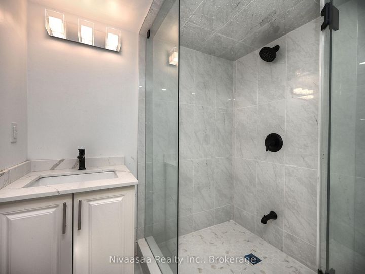 Photo 33 at 38 Amethyst Circle, Bram East, Brampton