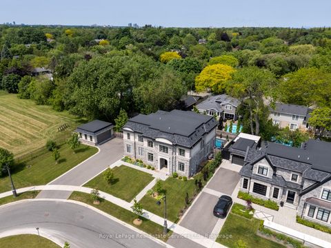 Photo 1 at 215 Prince George Crescent, SW Southwest, Oakville