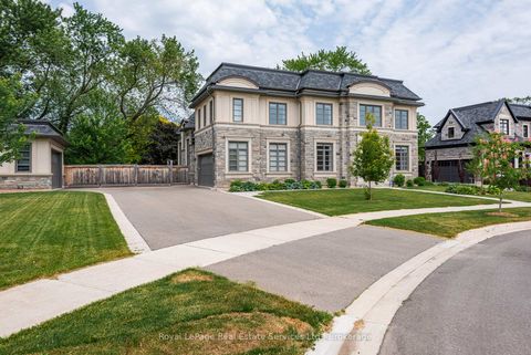Photo 3 at 215 Prince George Crescent, SW Southwest, Oakville