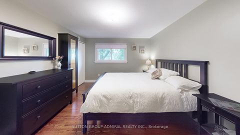 Photo 29 at 51 Blue Spruce Lane, Royal Orchard, Markham