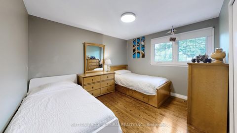 Photo 34 at 51 Blue Spruce Lane, Royal Orchard, Markham