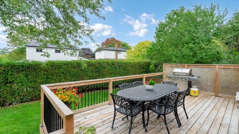 Photo 45 at 51 Blue Spruce Lane, Royal Orchard, Markham