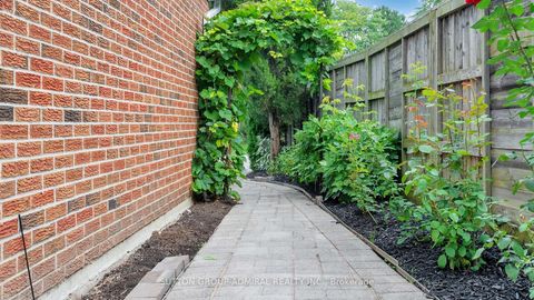 Photo 47 at 51 Blue Spruce Lane, Royal Orchard, Markham