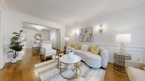 Photo 3 at 6 Mcdougall Court, Uplands, Vaughan