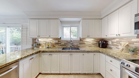 Photo 12 at 6 Mcdougall Court, Uplands, Vaughan