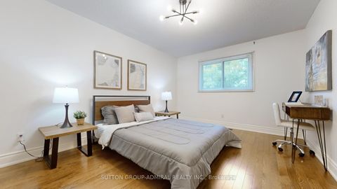 Photo 26 at 6 Mcdougall Court, Uplands, Vaughan