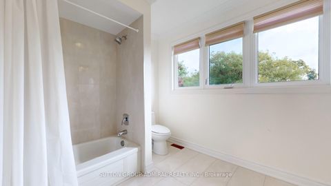 Photo 33 at 6 Mcdougall Court, Uplands, Vaughan