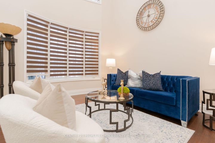 Photo 7 at 39 Huntspoint Drive, Bram East, Brampton