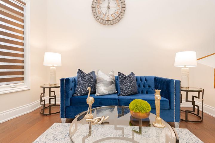 Photo 9 at 39 Huntspoint Drive, Bram East, Brampton