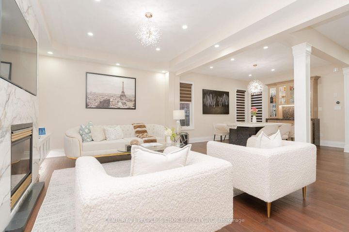 Photo 13 at 39 Huntspoint Drive, Bram East, Brampton