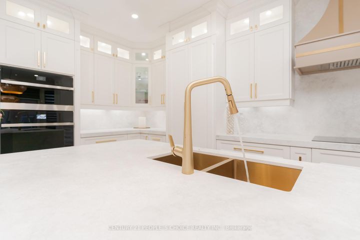Photo 22 at 39 Huntspoint Drive, Bram East, Brampton