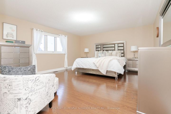 Photo 34 at 39 Huntspoint Drive, Bram East, Brampton
