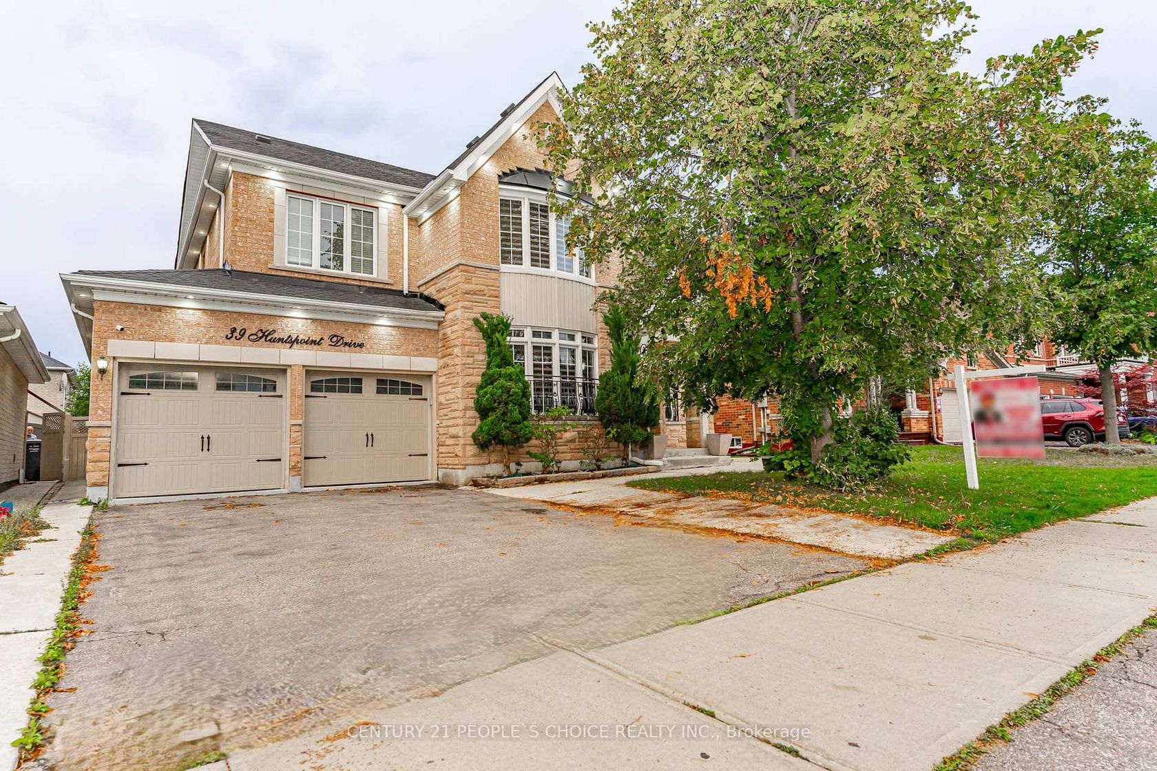 39 Huntspoint Drive, Bram East, Brampton 2