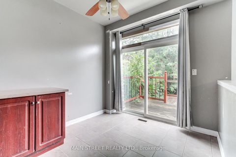 Photo 6 at 4 Cider Crescent Crescent, Oak Ridges, Richmond Hill