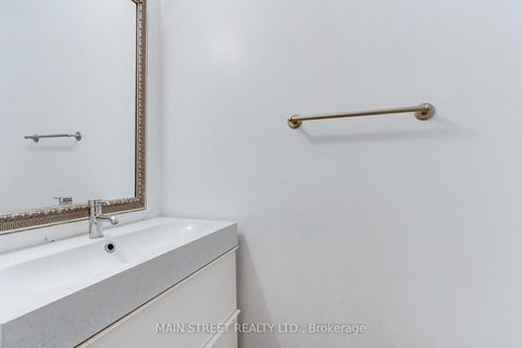 Photo 7 at 4 Cider Crescent Crescent, Oak Ridges, Richmond Hill