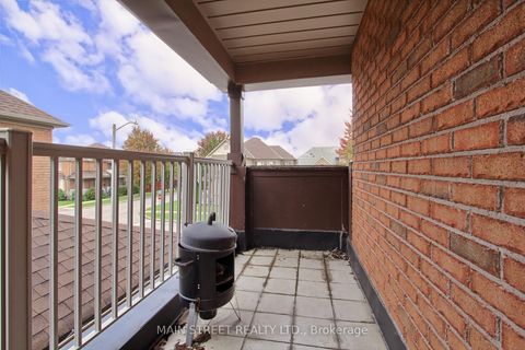 Photo 18 at 4 Cider Crescent Crescent, Oak Ridges, Richmond Hill