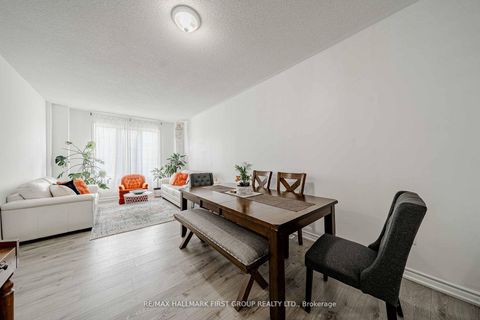 Photo 14 at 19 Kidd Terrace, York University Heights, Toronto
