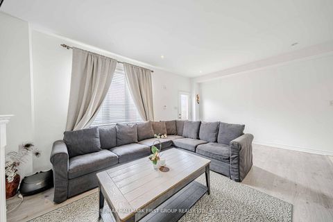 Photo 20 at 19 Kidd Terrace, York University Heights, Toronto