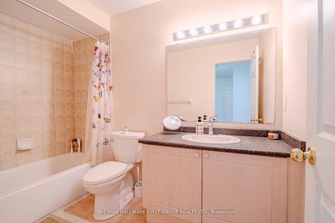 Photo 40 at 19 Kidd Terrace, York University Heights, Toronto