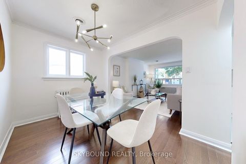 Photo 7 at 100 Lankin Boulevard, East York, Toronto