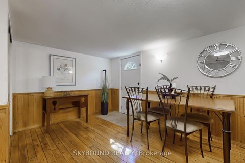Photo 17 at 100 Lankin Boulevard, East York, Toronto