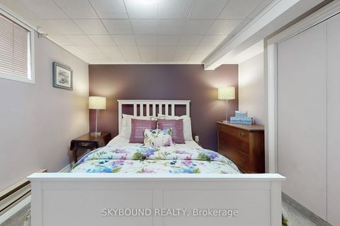 Photo 26 at 100 Lankin Boulevard, East York, Toronto