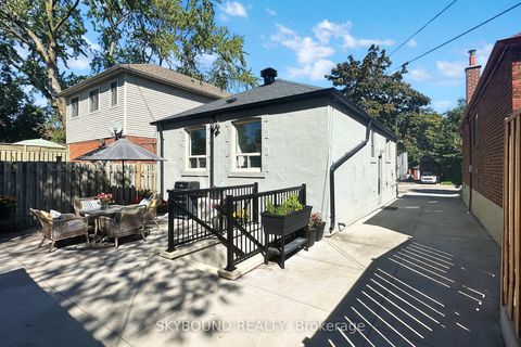 Photo 36 at 100 Lankin Boulevard, East York, Toronto
