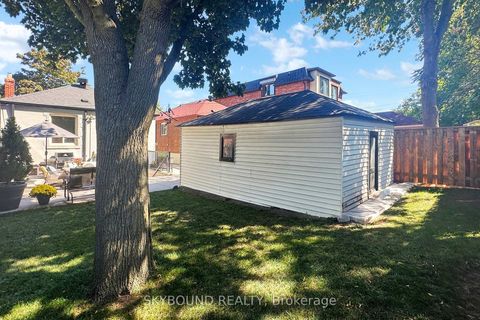 Photo 39 at 100 Lankin Boulevard, East York, Toronto