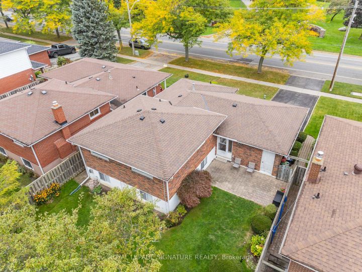 Photo 36 at 393 Lawson Road, Centennial Scarborough, Toronto
