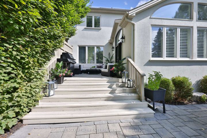 Photo 39 at 20 Cumberland Drive, Port Credit, Mississauga