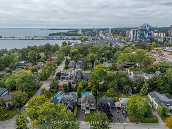 Photo 43 at 20 Cumberland Drive, Port Credit, Mississauga
