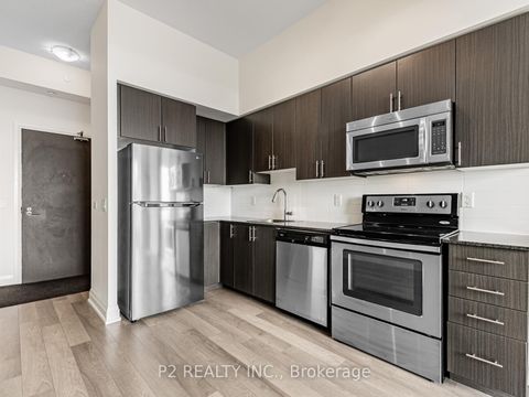 Photo 8 at 618 - 7900 Bathurst Street, Beverley Glen, Vaughan