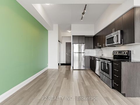 Photo 13 at 618 - 7900 Bathurst Street, Beverley Glen, Vaughan