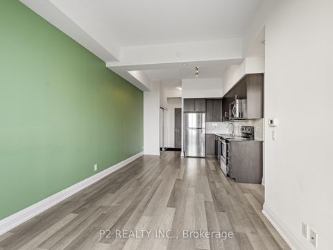 Photo 18 at 618 - 7900 Bathurst Street, Beverley Glen, Vaughan