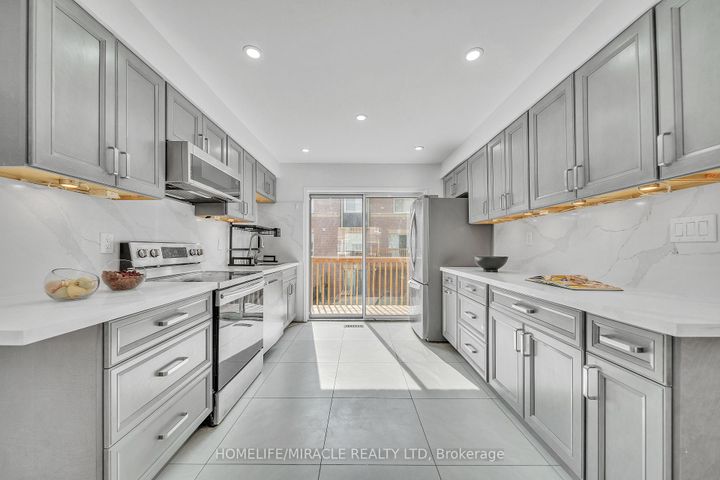 Photo 28 at 75 - 5535 Glen Erin Drive, Central Erin Mills, Mississauga