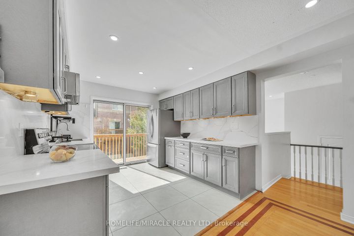 Photo 29 at 75 - 5535 Glen Erin Drive, Central Erin Mills, Mississauga