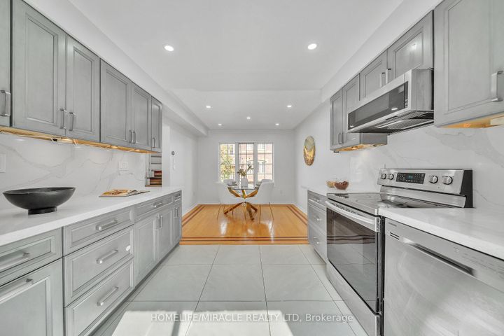 Photo 32 at 75 - 5535 Glen Erin Drive, Central Erin Mills, Mississauga